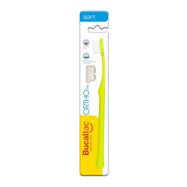 BUCALTAC CEPILLO DENTAL ORTHO 5680 CON CAPUCHON